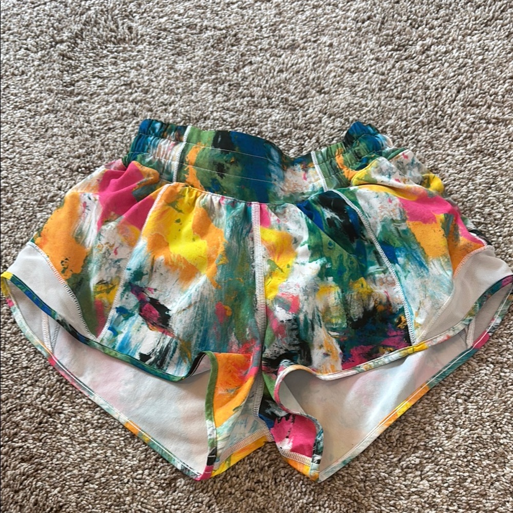 lululemon colorful shorts, 2.5 inch, low rise